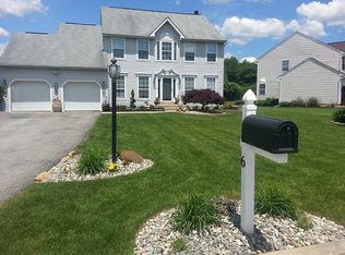 6 Elizabeth Ct, Downingtown, PA 19335