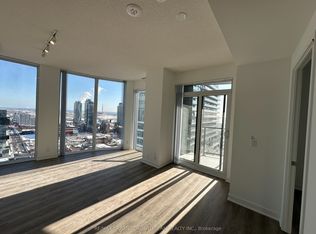 180 Front St E #2806, Toronto, ON M5A 4N3