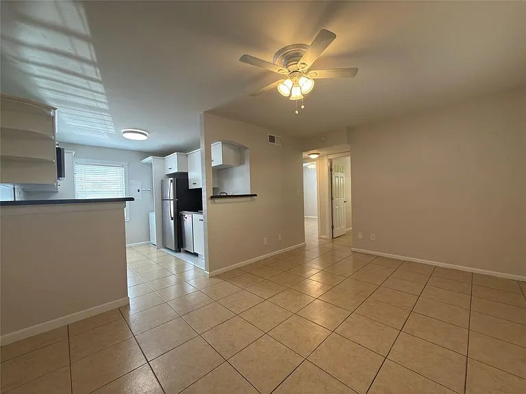 1502 Heights Blvd #9 — Photo 3