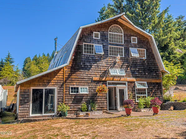 432 N Yodel Ln, Otis, OR 97368