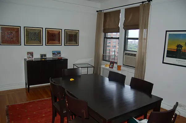 Rented by Stonecrest Realty | media 28