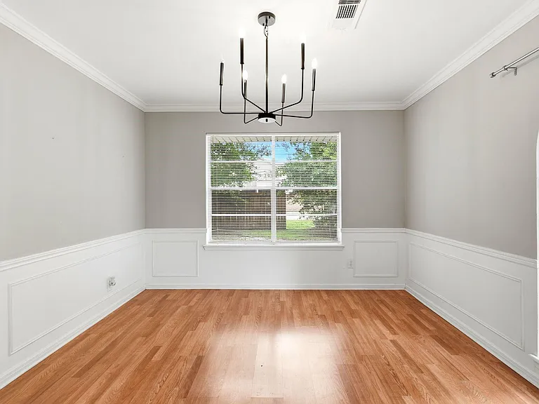 7902 Lichen Ln — Photo 20