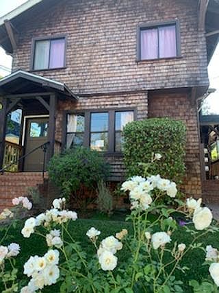 Front of 4244 building on Gilbert