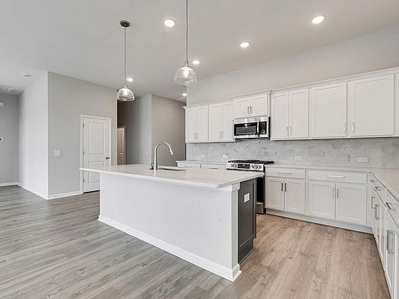 The Graystone - Kitchen