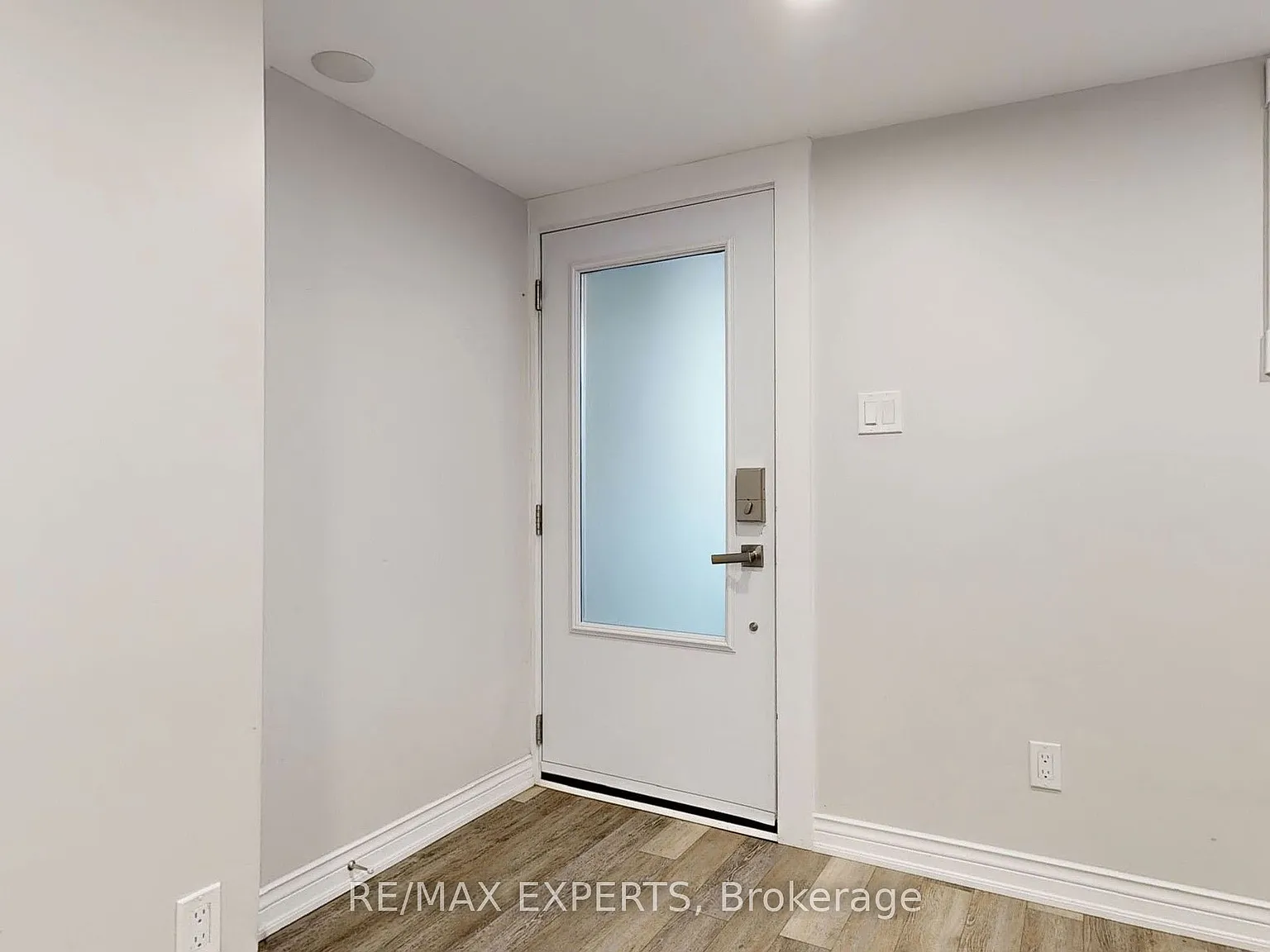 1 bed, $1,350 — Photo 4