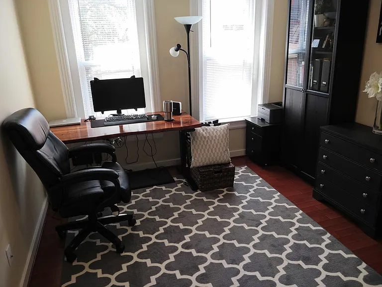 Den as an office