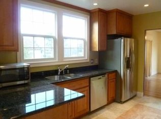 2922 Sheffield Ave, Oakland, CA 94602