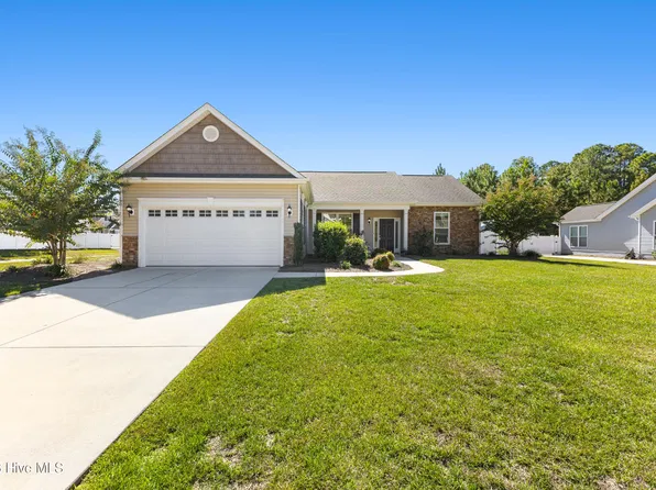 7 Edinburgh Drive, Shallotte, NC 28470