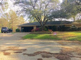 3304 Colonial Dr, Nacogdoches, TX 75965