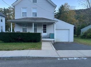 27 Maple Ave, Chester, MA 01011