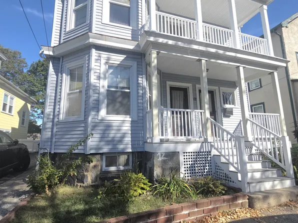 12 Mount Vernon St #2, Salem, MA 01970