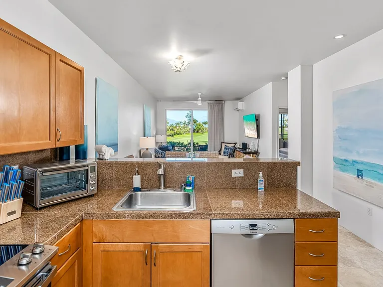 3950 Kalai Waa St #Y102 — Photo 12