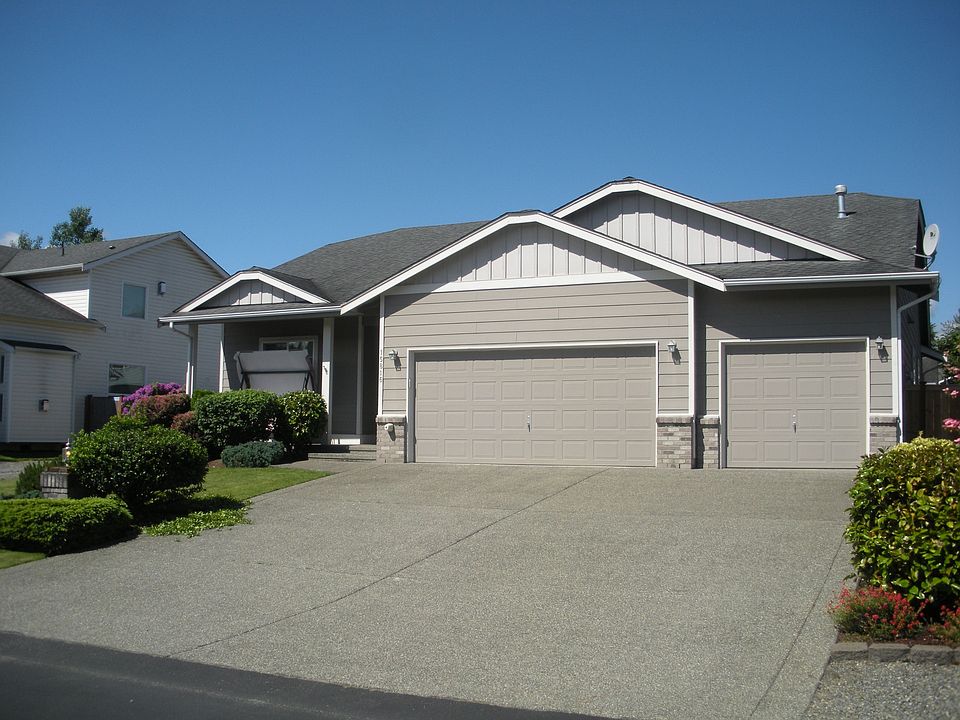 1st image of 15816 124th Ave E
