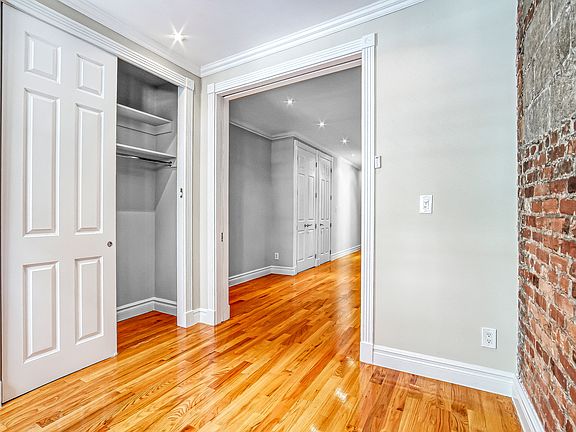 5th image of 420 E 66th St APT 2D