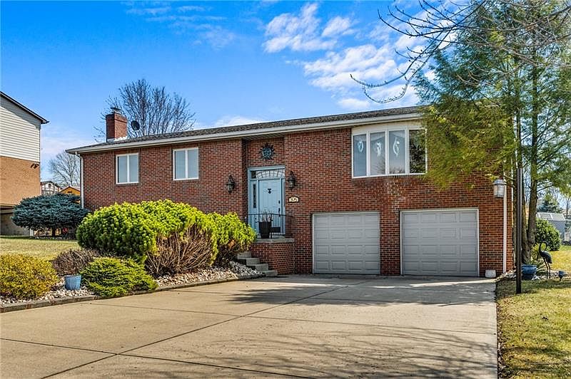 1st image of 305 Skyview Dr N