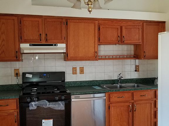 5th image of 6815 Stockton Ln