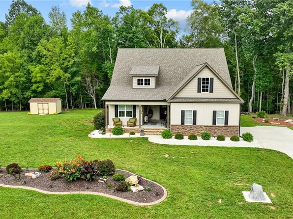 391 River Ridge Ln, Timberlake, NC 27583