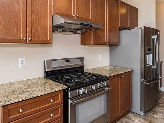 3rd image of 20 Beechener St