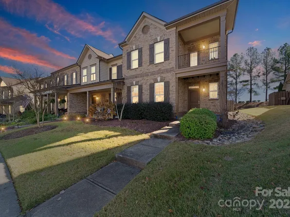 2251 Eversham Dr NW, Concord, NC 28027