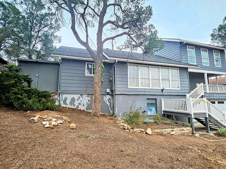 1st image of 905 S Pinecone St