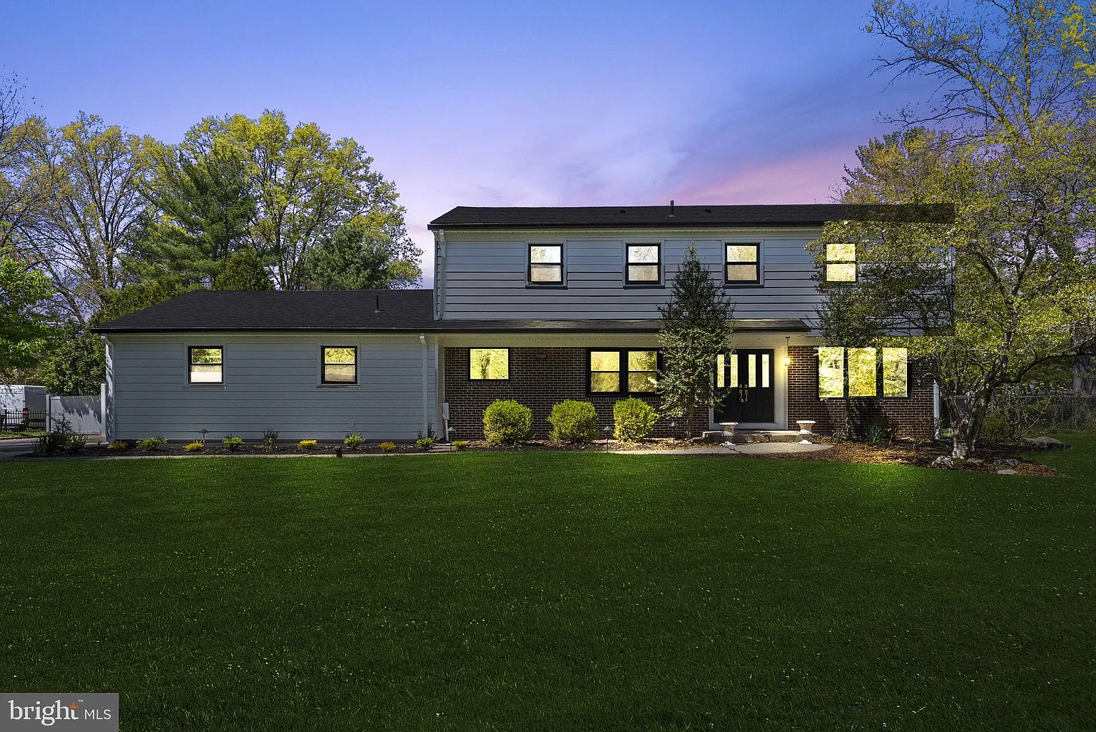 183 Spring Beauty Dr photo 1