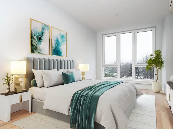 31-61 Vernon Boulevard image 5 of 75