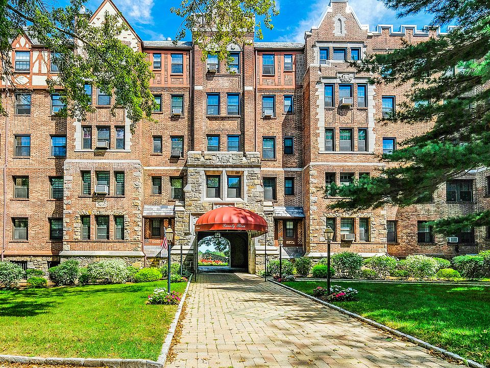 Welcome to 23 Old Mamaroneck!