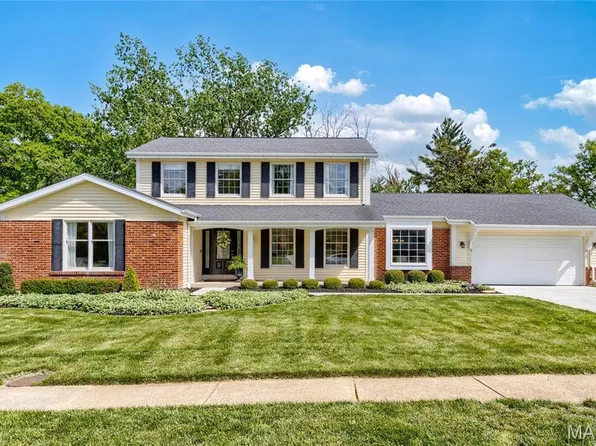 1870 Buckington Dr, Chesterfield, MO 63017