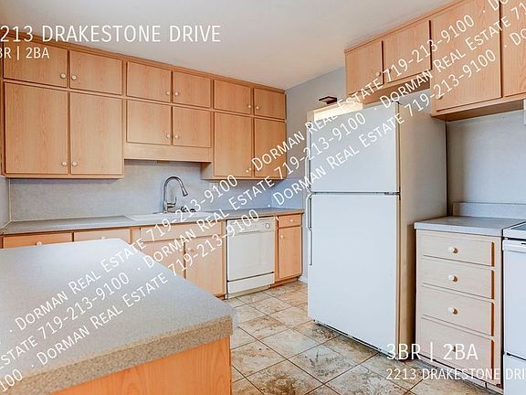 4th image of 2213 Drakestone Dr
