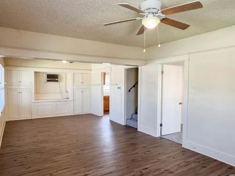 1401 Chester Pl #A — Photo 8