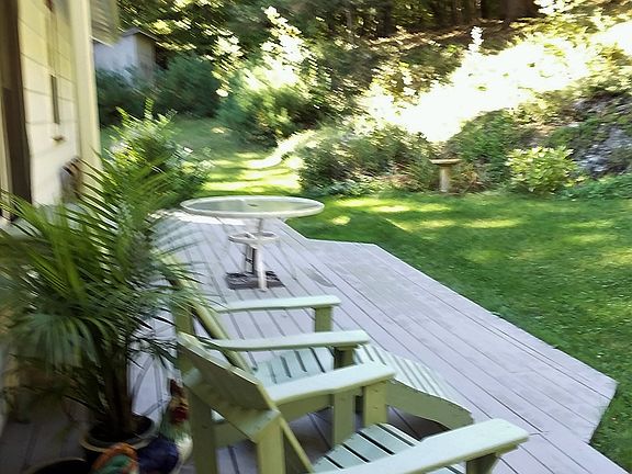 4th image of 8713 Lakeshore Dr