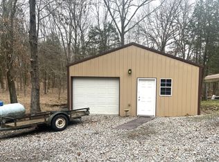 526 Power Plant Rd, Marion, IL 62959