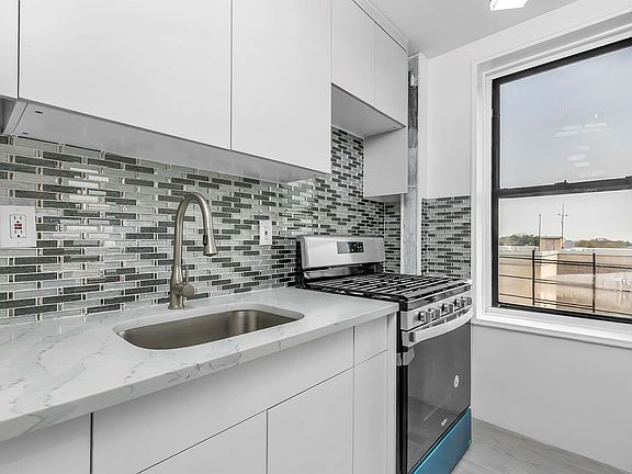5th image of 88-30 182nd St #6L