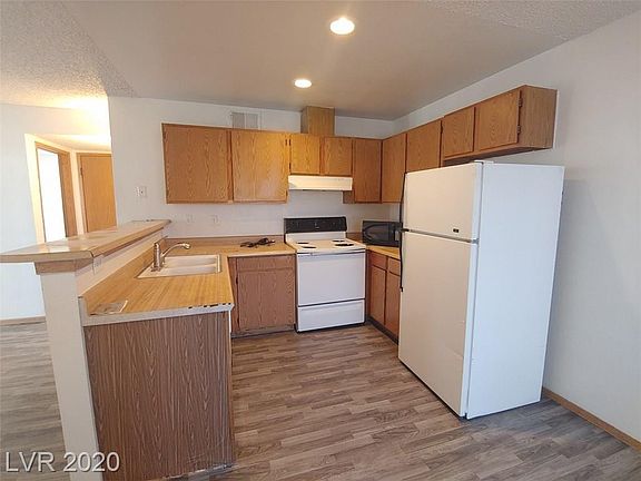 5th image of 1884 Nebula Dr APT 177