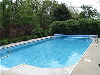 3rd image of 3409 Castlemain Dr
