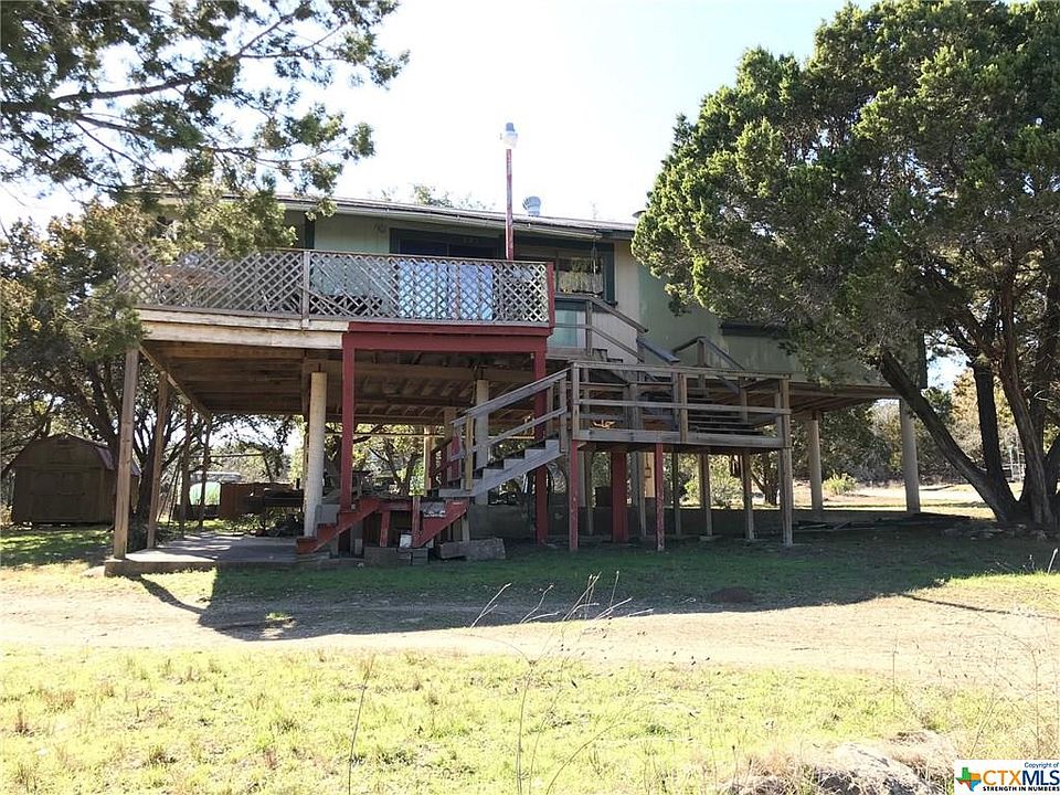 1st image of 825 Stagecoach Dr