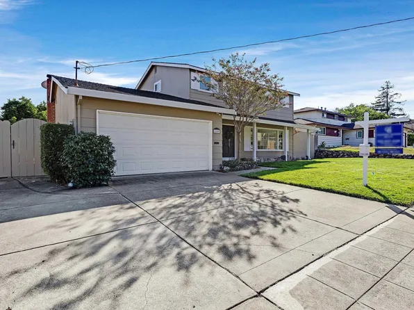 11693 Solana Dr, Dublin, CA 94568