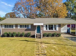 29 Lynhurst Dr, Greenville, SC 29611