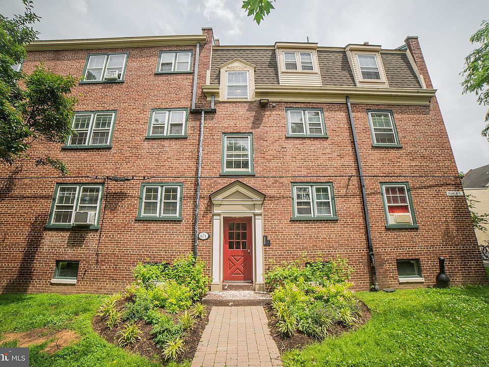 1st image of 671 Franklin Pl APT C
