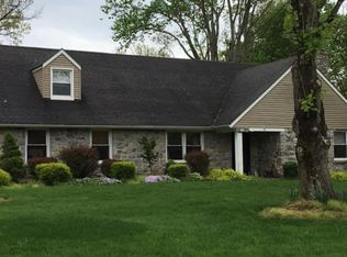 1276 Stump Hall Rd, Collegeville, PA 19426