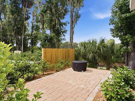 4th image of 944 BELLE OAK DRIVE