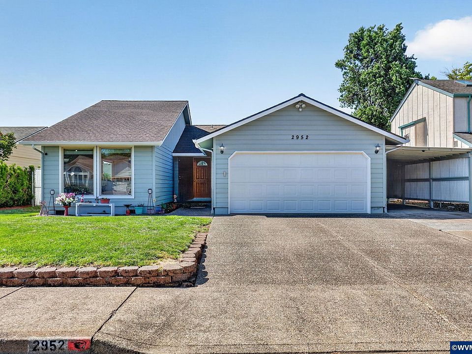 1st image of 2952 45th Ct SE