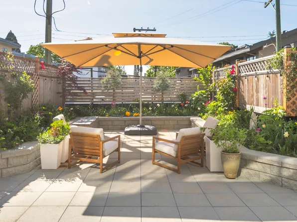 3131 Main St #108, Vancouver, BC V5T 3G8