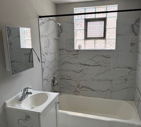 5th image of 1417 N Broadway Ave #3