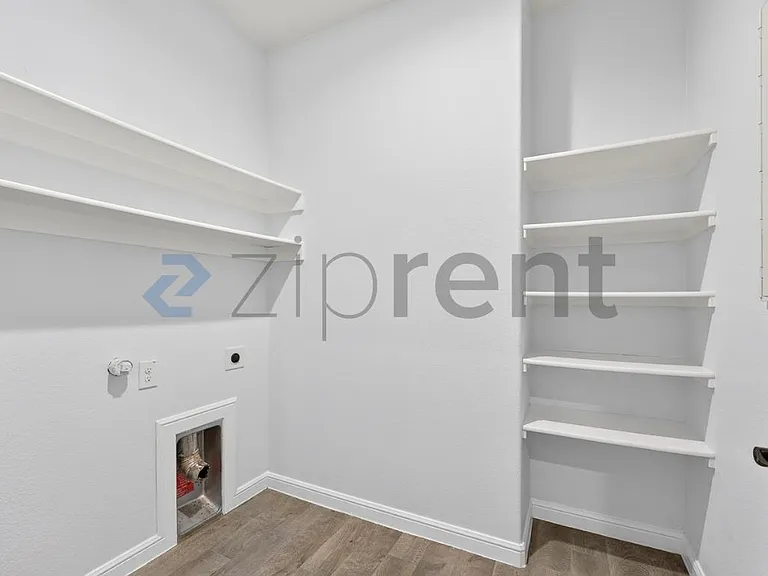 9024 Weepy Hollow Trl — Photo 28