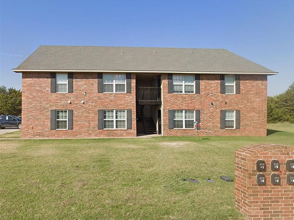 1st image of 213 Wheatland Dr