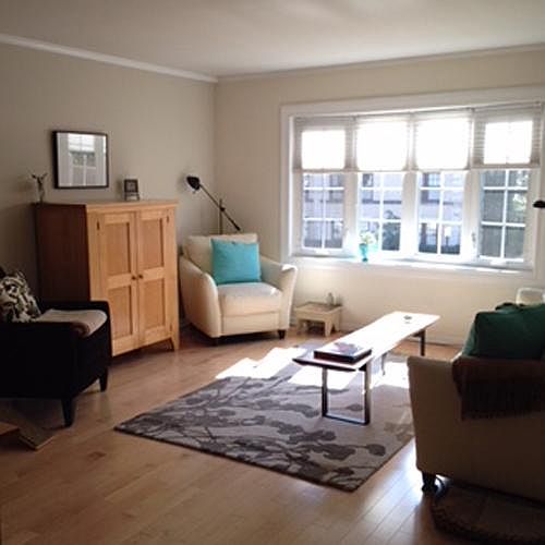 1st image of 909 Greenwood St APT 2C