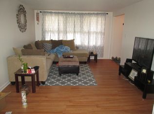 196 Vine Ln #RIGHT, Buffalo, NY 14228