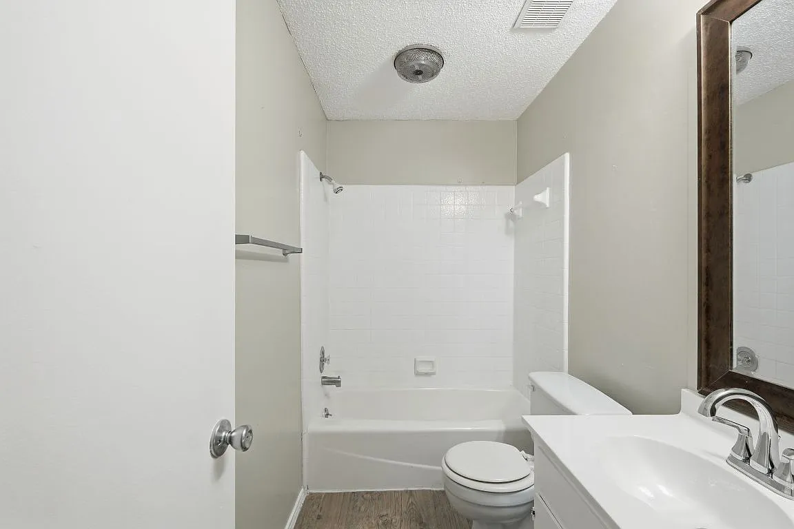 Building Photo - 409 Rawhide Loop #409