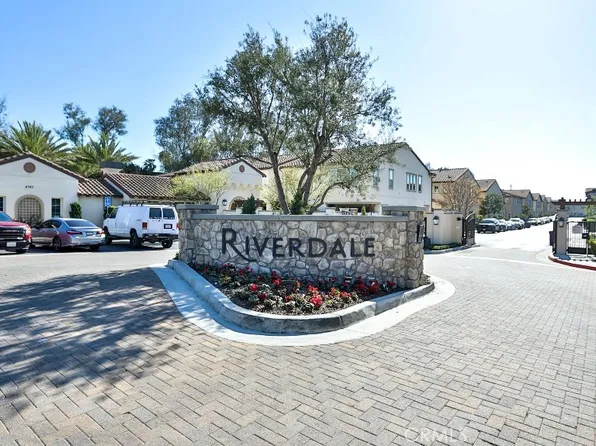 4693 Holly Ave, Long Beach, CA 90805